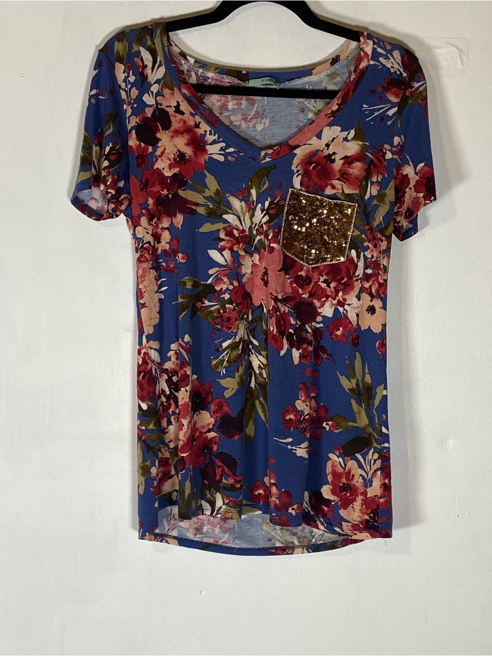 Blue Floral Sequin Pocket Tee Boho Cottagecore‎ Soft Rock Grunge Top Medium